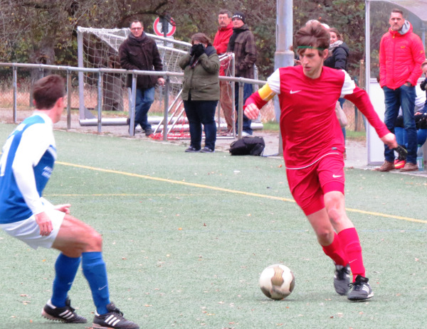felix_rolf_mit_ball